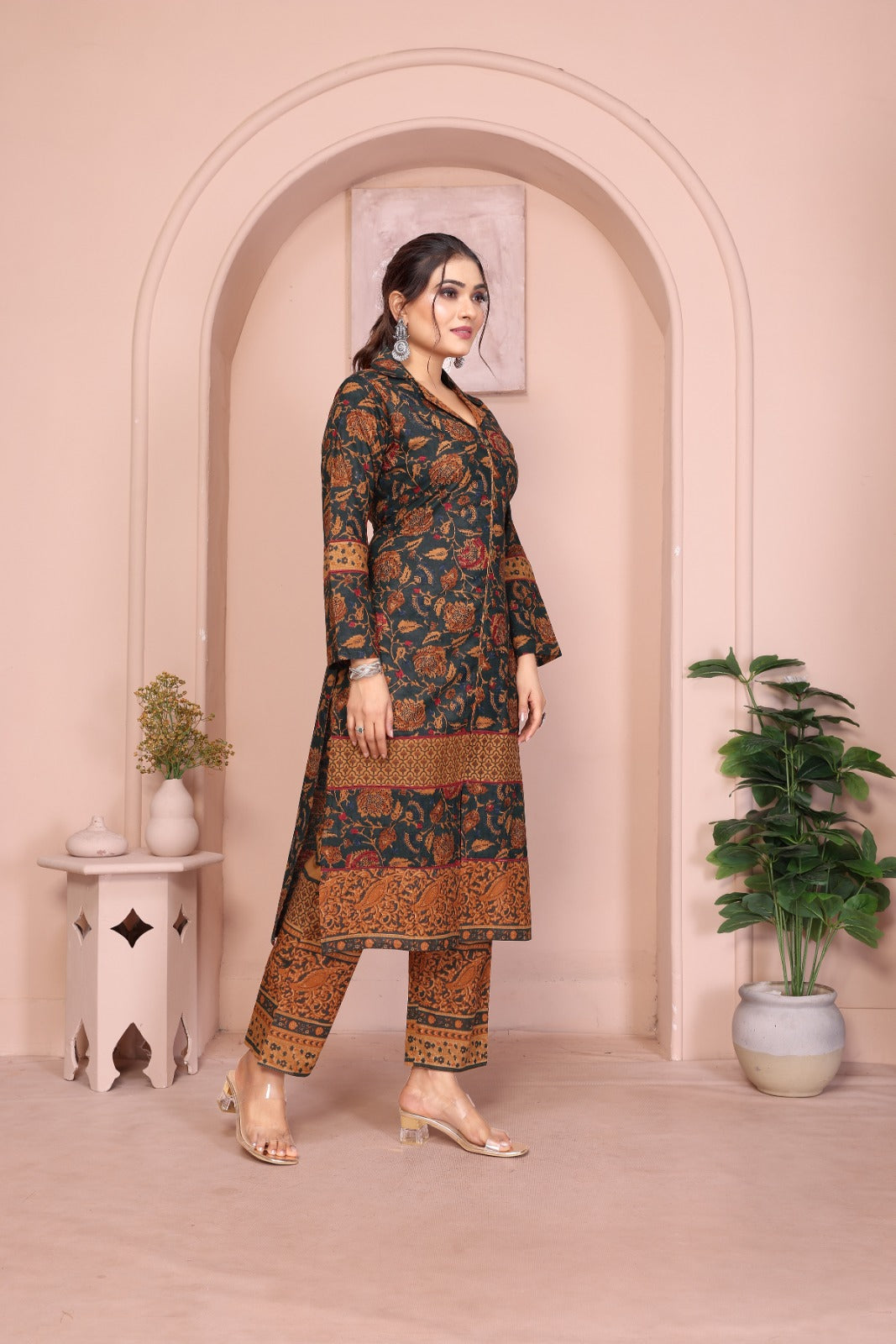 Women Bottle Green Premium Cotton Kurti Pant Set