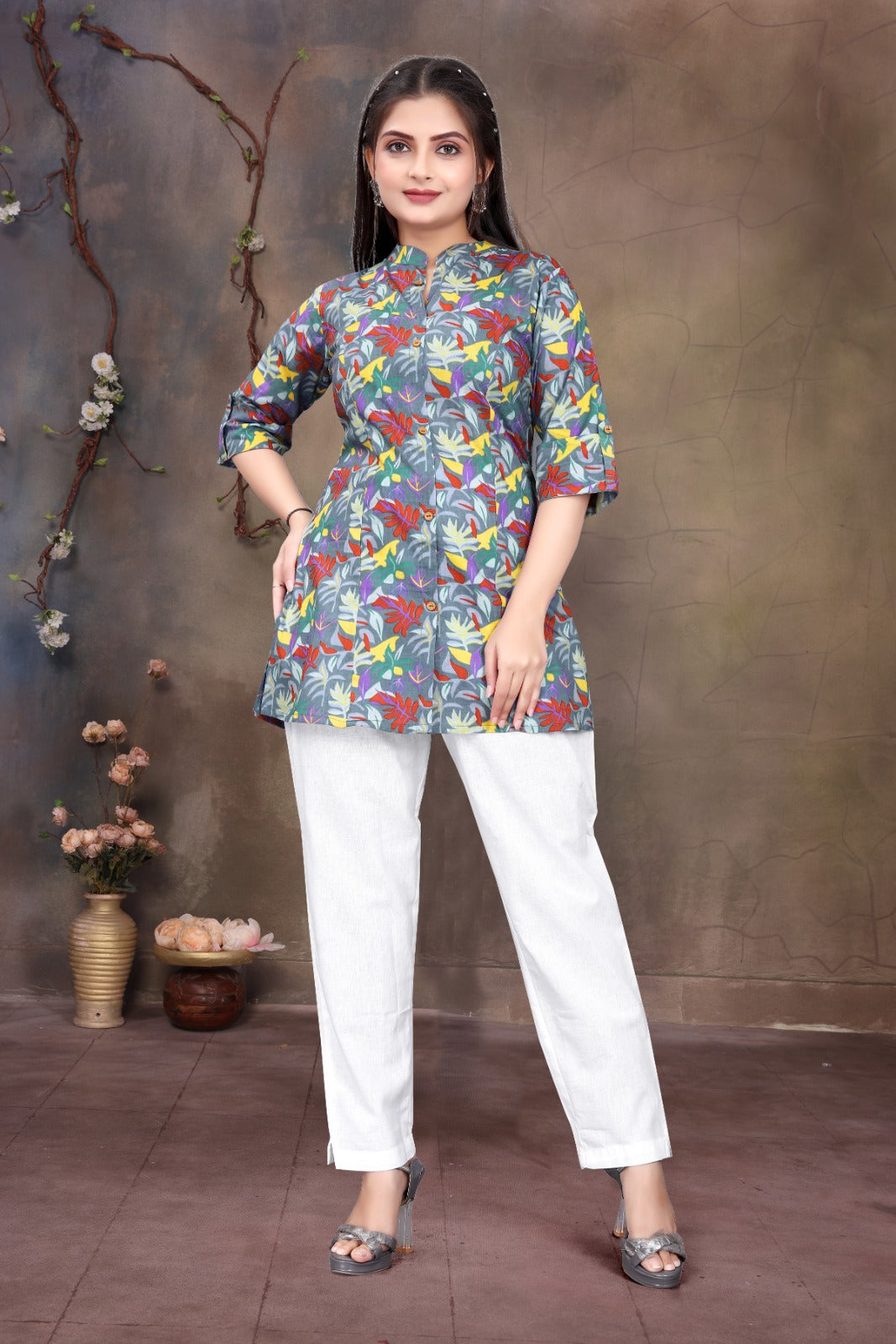 Women Cotton Floral Blue Princess Cut Tops