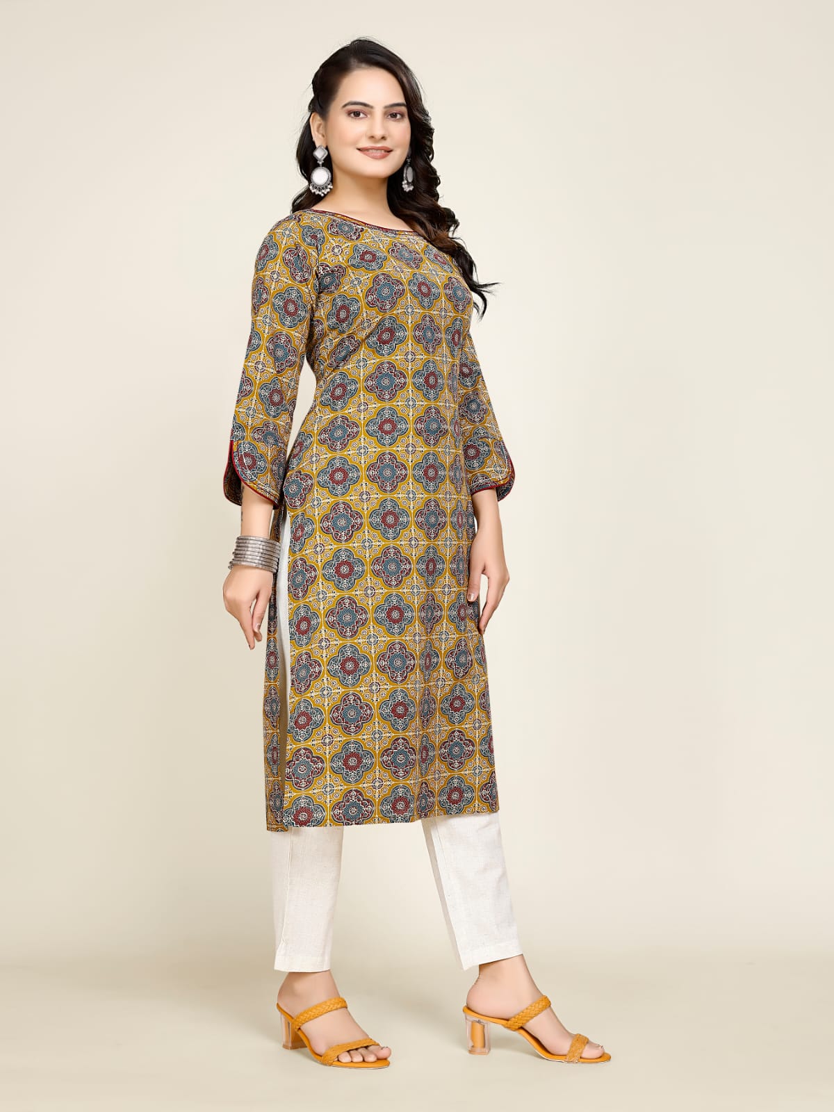 Women Premium Cotton Geometric kurti