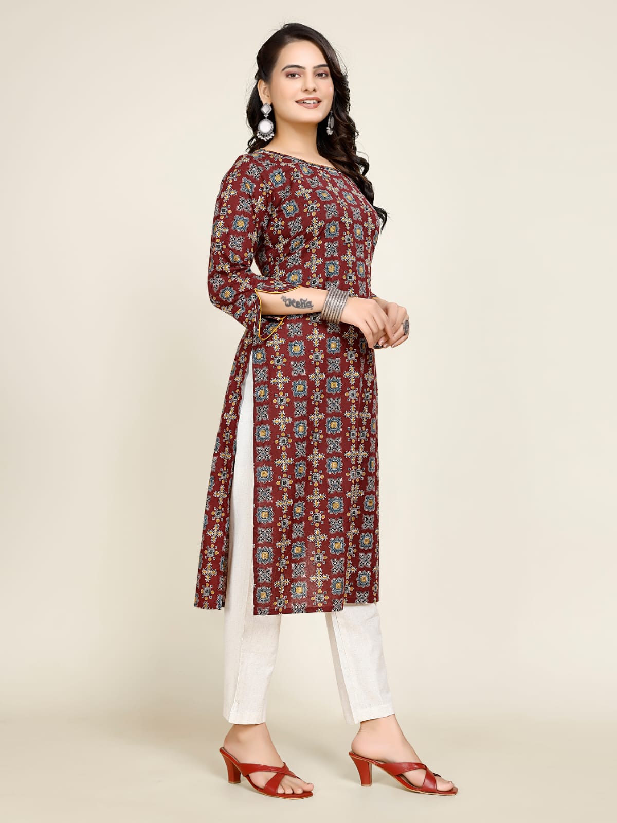 Women Premium Cotton Geometric Kurti